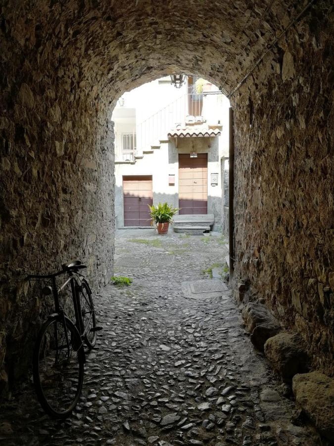 L'Antico Borgo, Un Mix Di Storia E Romanticismo Βίλα Lierna Εξωτερικό φωτογραφία